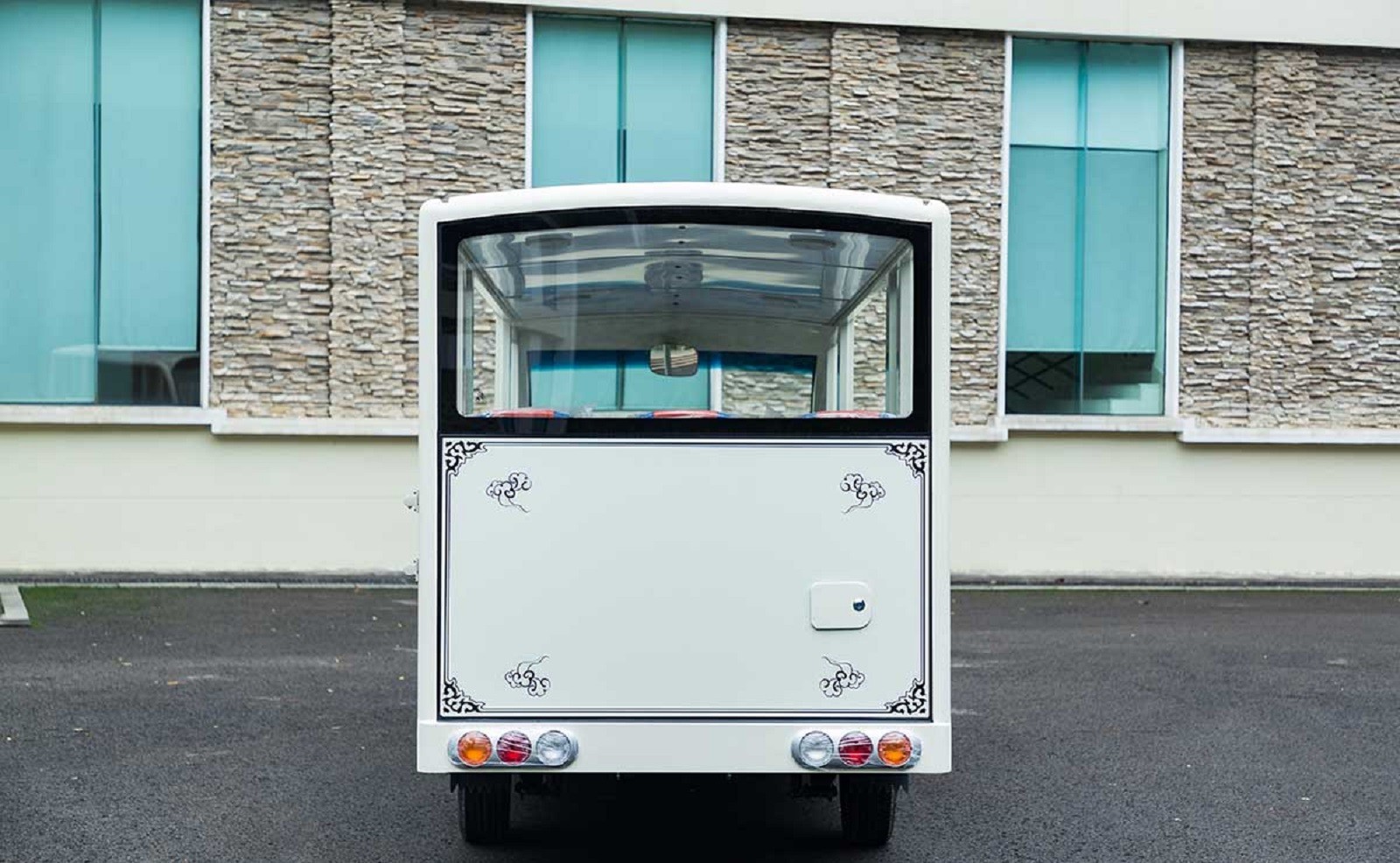 14座電動觀光車 14座電動觀光車