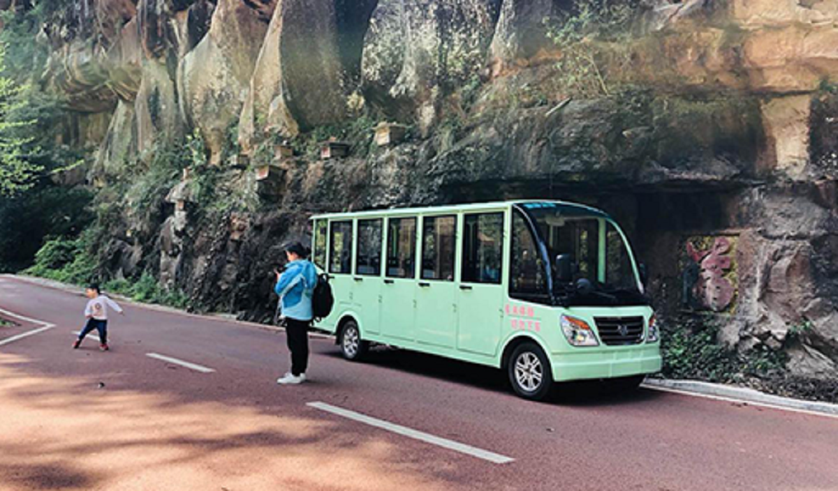 貴州省赤水丹霞谷旅游區14座電動觀光車 貴州省赤水丹霞谷旅游區14座電動觀光車
