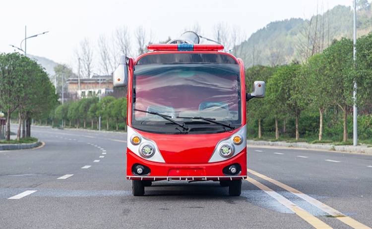 2座除塵車，道路降塵霧炮車